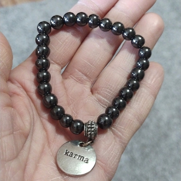 HEMATITE BEADED SILVER-TONE KARMA CHARM STRETCH BRACELET - Picture 7 of 9